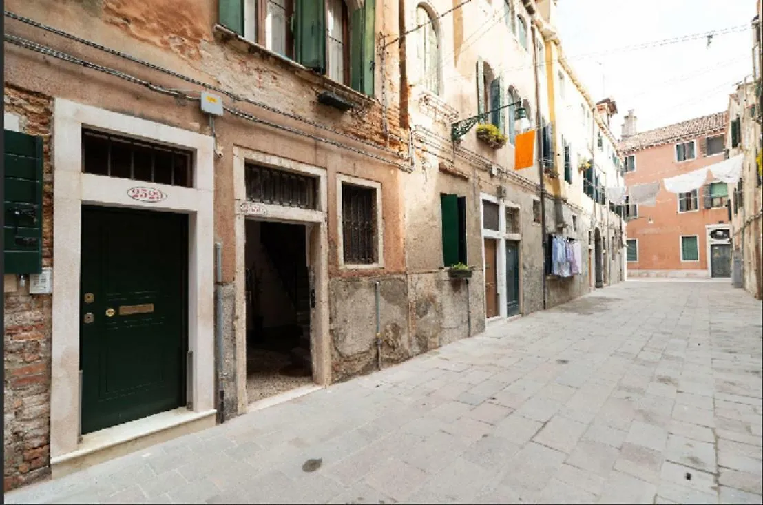 Tiziano Apartment Veneza Itália